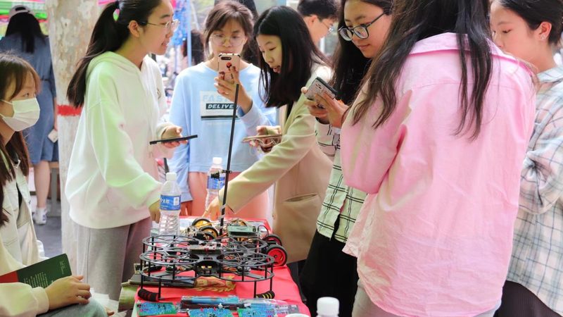科技公司选型：如何从技术深度与行业趋势中洞察关键**